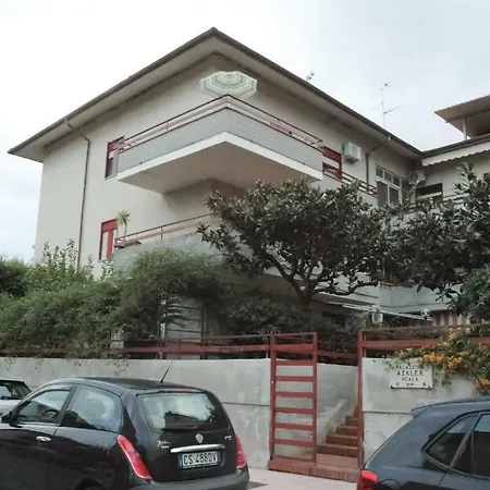 Casa Vacanza Azalea - Nyaraló Schisò