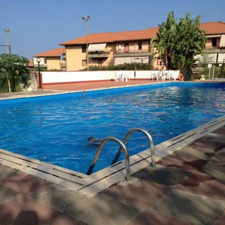 Casa Vacanza Azalea - * Schisò
